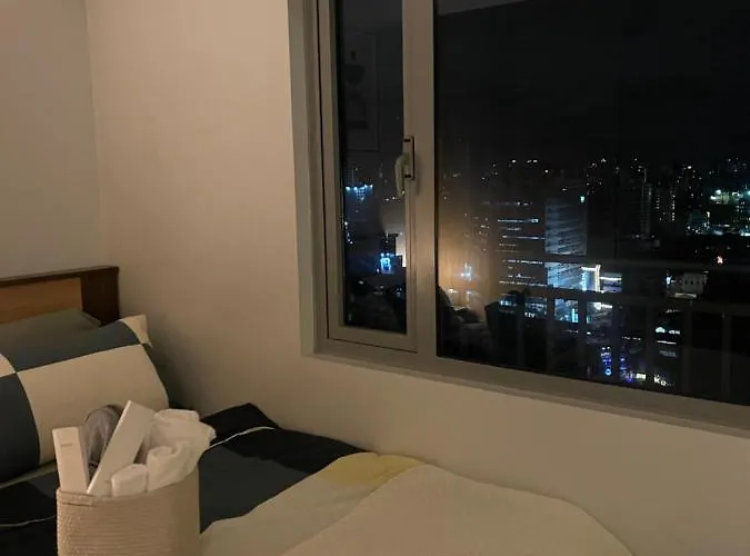 Aparthotel Era Staycation At Quezon